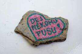 Dej někomu pusu